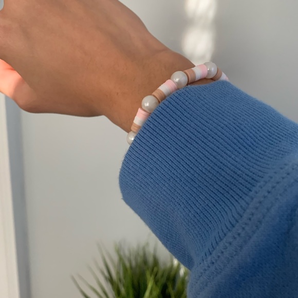 Handmade Clay Beads Bracelet White, pink, tan and pearl One Size - Picture 2 of 3